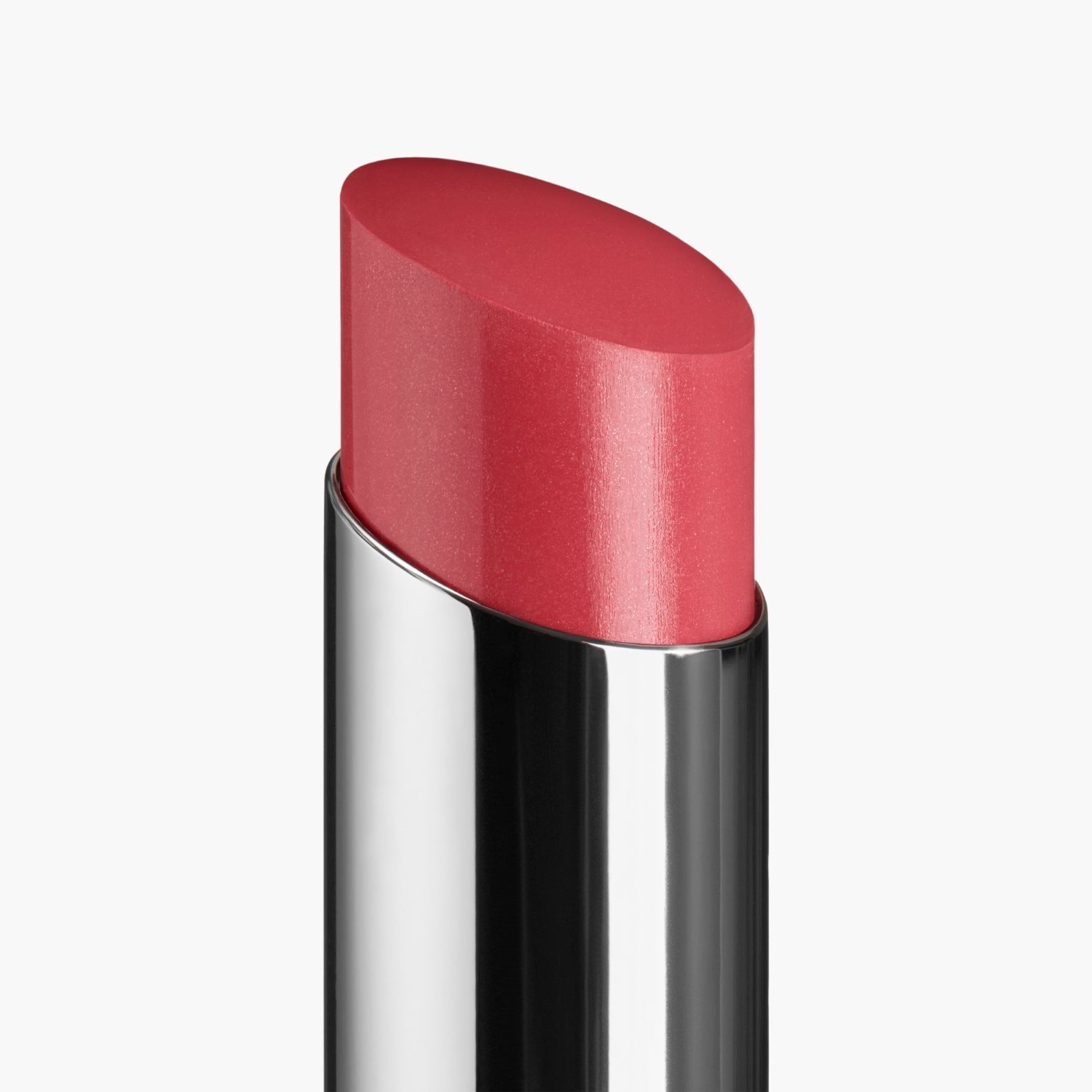 LA BARRA DE LABIOS HIDRATANTE Y REPULPADORA DE LARGA DURACIÓN. COLOR Y BRILLO INTENSOS.